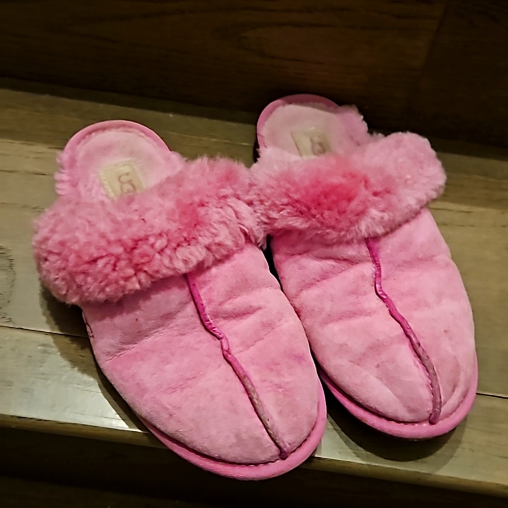 UGG slippers US s.9